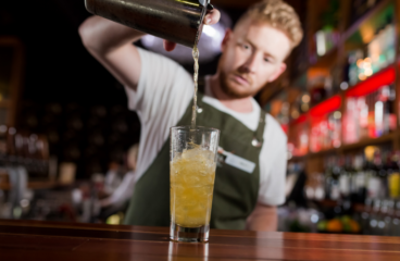 Normans-Bar-5-705x470